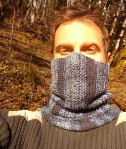 Homemade knitted snood - Tour de cou en tricot fait maison